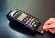 如何正确选择POS机刷卡避免银行风控？