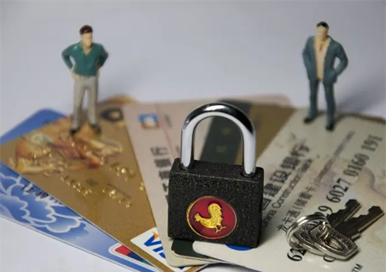 哪几种行为容易造成信用卡降额？-第2张图片-拉卡拉POS机办理